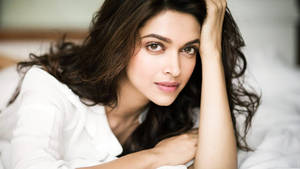 Deepika Padukone Exceptional Beauty Wallpaper