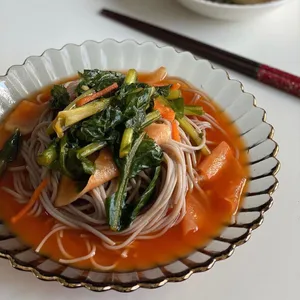 Delectable Minimalist Food Presentation Wallpaper