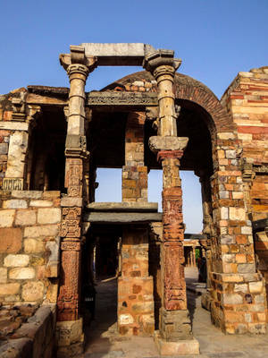 Delhi Qutb Complex Ruins Wallpaper