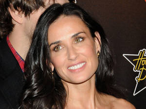 Demi Moore Pre Oscar Hollywood Domino Gala Wallpaper