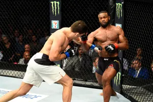 Demian Maia Vs Tyron Woodley Ufc 214 Wallpaper