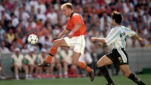 Dennis Bergkamp Vs. Roberto Ayala Of Argentina Wallpaper
