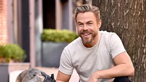 Derek Hough Casual Outdoor Moment Wallpaper