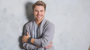Derek Hough Smiling Casual Style Wallpaper