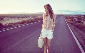 Desert Road Fashion Model Wallpaper