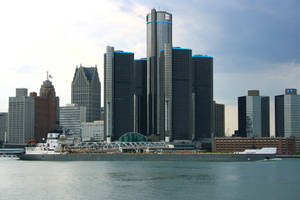 Detroit Cloudy Skies Renaissance Center Wallpaper