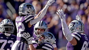 Deuce Vaughn Celebration Kansas State Football Wallpaper