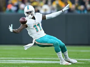 Devante Parker Catching Football During Game Wallpaper