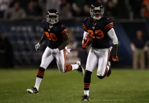 Devin Hester In Action Chicago Bears Wallpaper