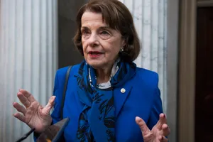 Dianne Feinstein Explaining Wallpaper