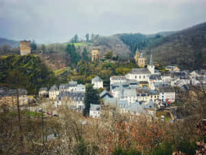 Diekirch Townand Castle View Luxembourg Wallpaper