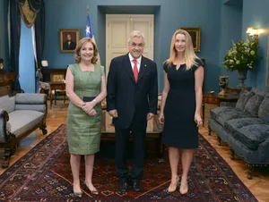 Diplomatic Meeting Elegant Interior Wallpaper