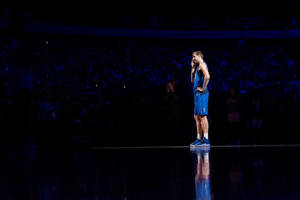 Dirk Nowitzki Retirement Night Wallpaper