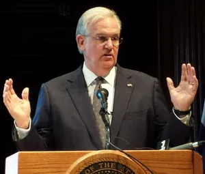 Discussion Session Jay Nixon Wallpaper