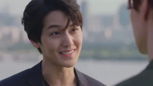 Distinctive Portrait Of South Korean Actor Kim Bum Wallpaper