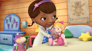 Doc Mcstuffins Checking Toys Wallpaper