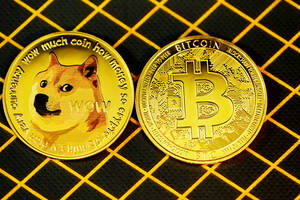 Dogecoin Bitcoin Diagonal Grid Lines Wallpaper