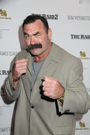 Don Frye In Boxing Pose Wallpaper