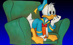 Donald Duck On Sofa Wallpaper