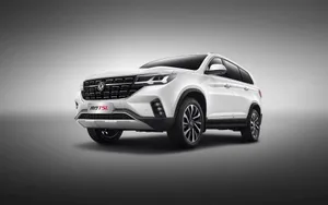 Dongfeng Heavy Truck Running On Highway Wallpaper