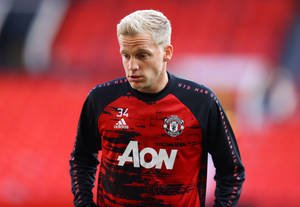 Donny Van De Beek Long-sleeved Manchester Jersey Wallpaper