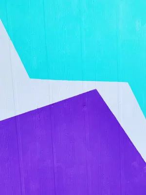 Dreamy Light Blue Sky With Soft Clouds Wallpaper