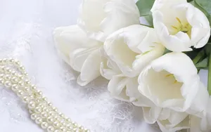 Dreamy Wedding Flower Arrangement Wallpaper