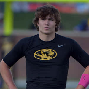 Drew Lock Missouri Tigers Football Practice Wallpaper