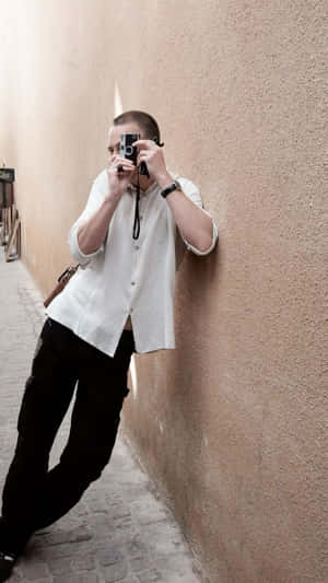 Drew Starkey Casual Photography Wallpaper