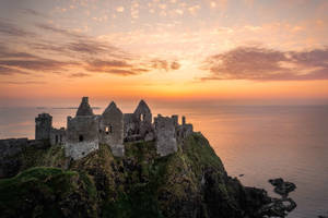 Dunluce Castle Beautiful Sunset Wallpaper