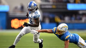 Dynamic Football Action Run Wallpaper