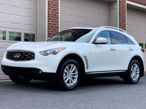 Dynamic Infiniti Fx35 In Motion Wallpaper