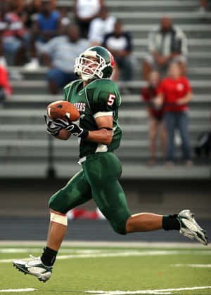 Dynamic Wide Receiver Mid-action Wallpaper