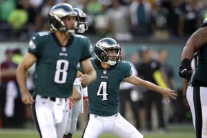 Eagles Kicker Prepares For Kick Wallpaper