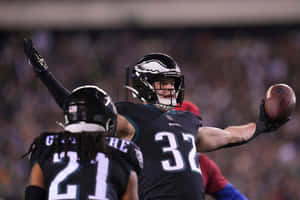 Eagles Player32 In Action Wallpaper