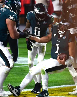 Eagles Quarterback Celebration Wallpaper