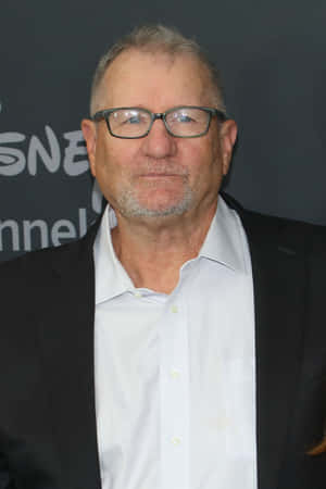 Ed O'neill 2000 X 3000 Wallpaper