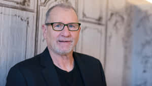 Ed O'neill 2560 X 1440 Wallpaper