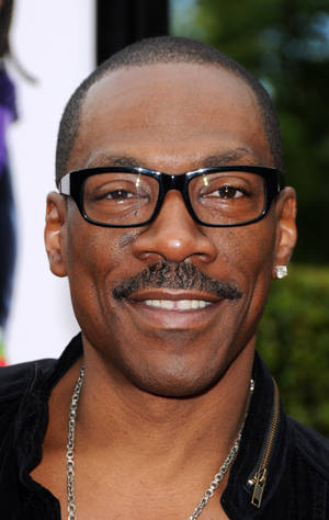 Eddie Murphy With Glasses Wallpaper