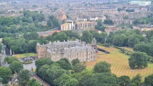 Edinburgh_ Aerial_ View_of_ Historic_ Building Wallpaper