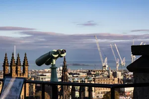 Edinburgh Cityscape Viewpoint Binoculars Wallpaper