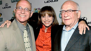 Edward Asner With Other Actors Wallpaper