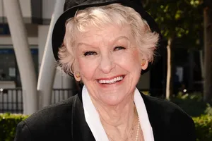 Elaine Stritch Blonde Actress Smile Wallpaper