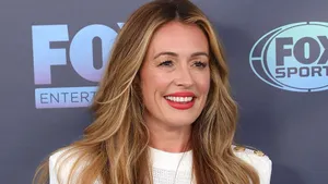 Elegance Personified - A Candid Shot Of Cat Deeley Wallpaper