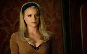 Elegance Personified - Abbie Cornish Wallpaper