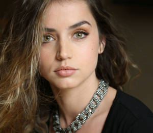 Elegance Personified, Ana De Armas Wallpaper