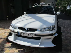 Elegant, Attractive Peugeot 406 In Full Glory Wallpaper