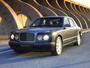 Elegant Bentley Arnage In Pristine Condition Wallpaper