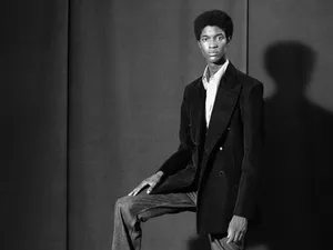 Elegant Black And White Fashion Ensemble Wallpaper