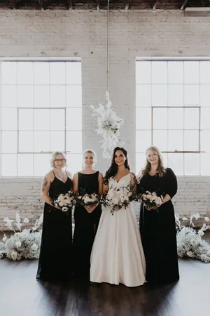 Elegant Black And White Wedding Ceremony Wallpaper